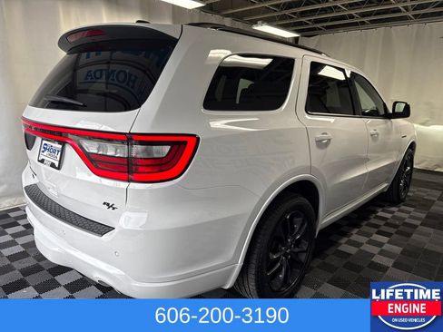 Used 2025 Dodge Durango R/T w/ Blacktop Package AWD/4WD image 10