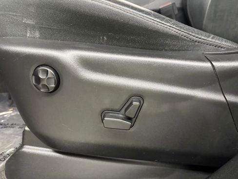 Used 2018 Dodge Durango GT w/ Blacktop Package AWD/4WD image 15