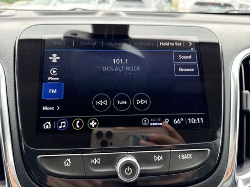 Used 2022 Chevrolet Equinox Premier AWD/4WD image 18