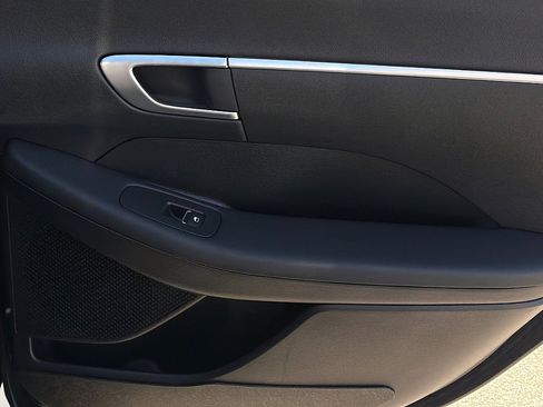 Certified 2025 Hyundai Sonata SE image 24