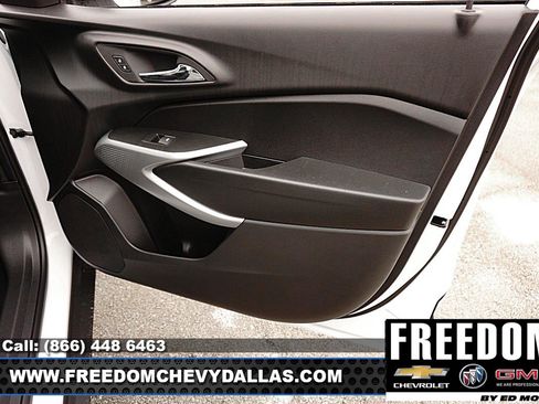 New 2026 Chevrolet Trax LS FWD image 39