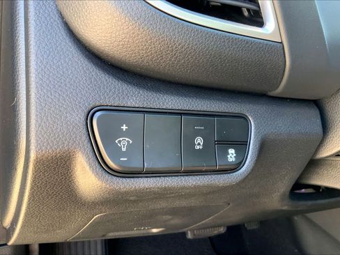 Used 2024 Kia Seltos EX FWD image 36