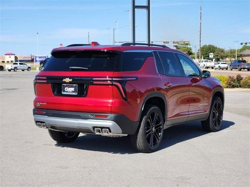 New 2026 Chevrolet Traverse LT w/ Driver Confidence Package image 7