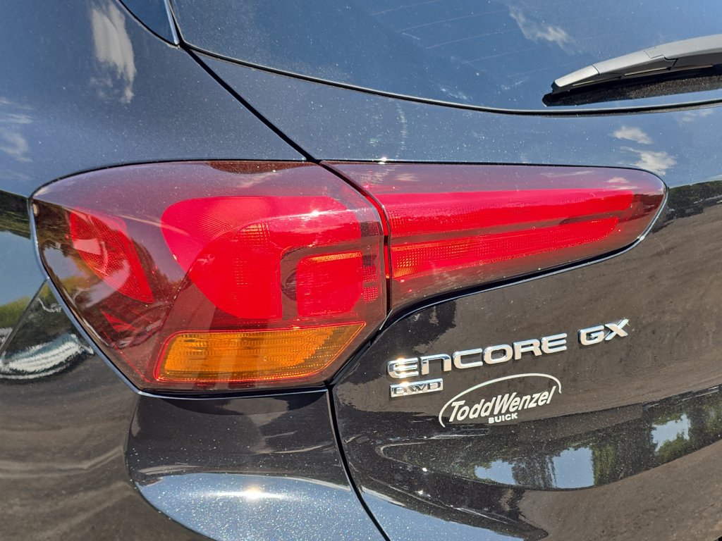 Certified 2024 Buick Encore GX Preferred AWD/4WD image 33