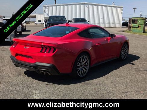 Used 2025 Ford Mustang GT Premium image 5