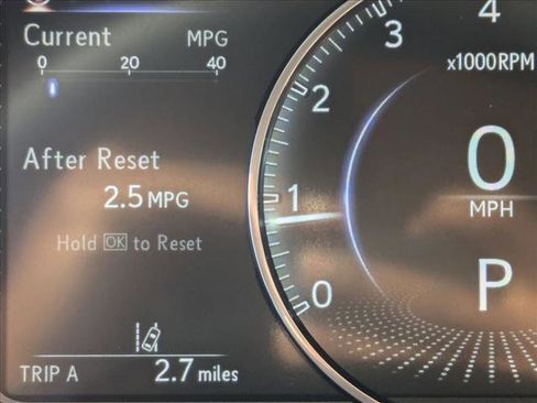 New 2025 Lexus ES 350 w/ Premium Package image 9