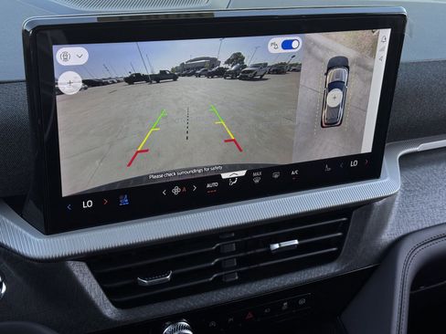 New 2026 Ford Explorer Platinum image 16