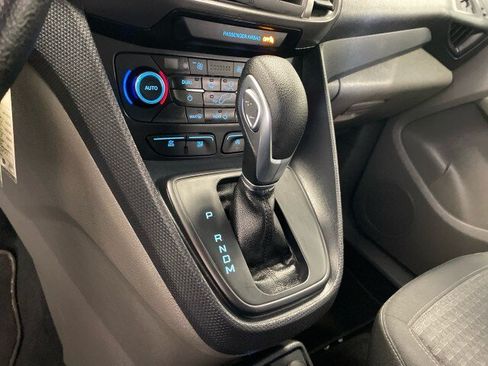 Used 2022 Ford Transit Connect XLT FWD image 24