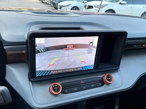 Used 2024 Ford Maverick Lariat image 25