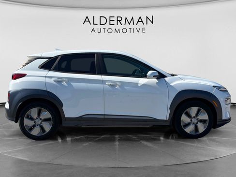 Used 2021 Hyundai Kona Ultimate w/ Cargo Package FWD image 6