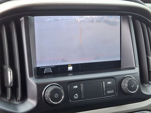 Used 2020 Chevrolet Colorado Z71 image 18