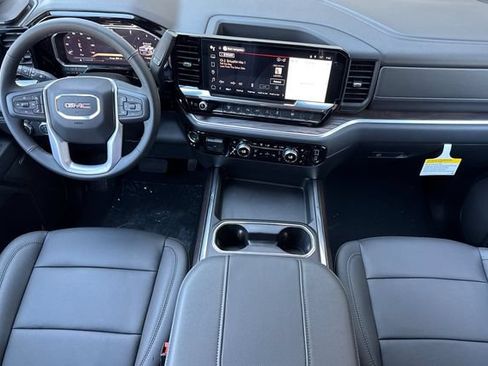 New 2026 GMC Sierra 2500 SLT w/ SLT Premium Package AWD/4WD image 15