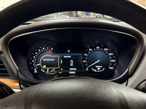 Used 2017 Lincoln MKC Select w/ Select Plus Package AWD/4WD image 13