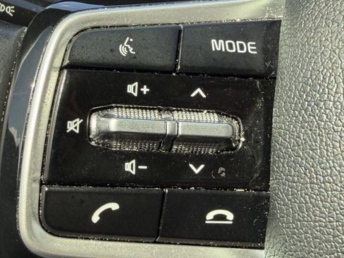 Certified 2022 Kia Sorento S FWD image 30