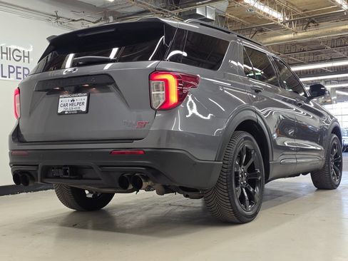 Used 2021 Ford Explorer ST w/ Equipment Group 401A AWD/4WD image 8