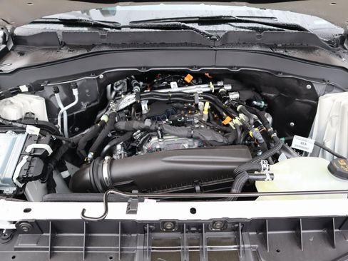 New 2025 Ford Explorer Active image 22