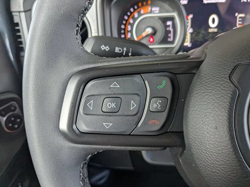 Used 2025 Jeep Wrangler Unlimited Sport AWD/4WD image 22