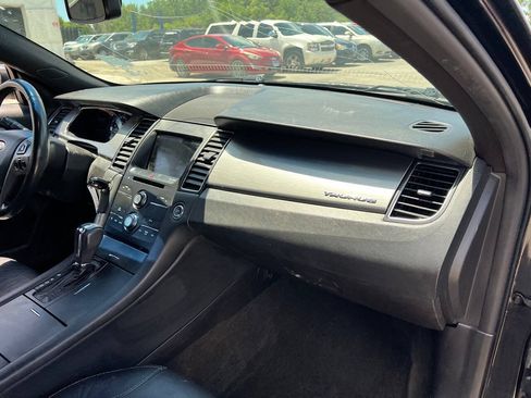 Used 2014 Ford Taurus SEL w/ Equipment Group 201A FWD image 14