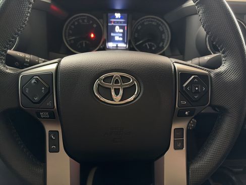 Certified 2021 Toyota Tacoma SR5 image 27