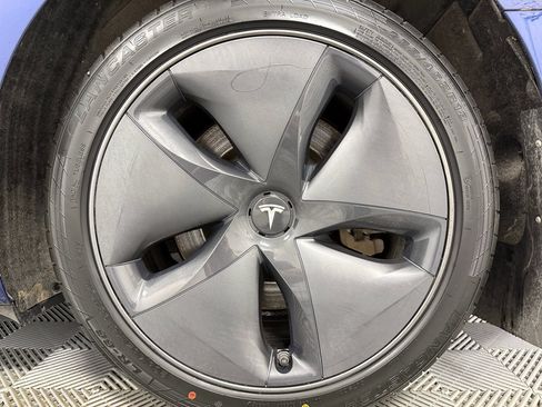 Used 2019 Tesla Model 3 Standard Range Plus RWD image 32