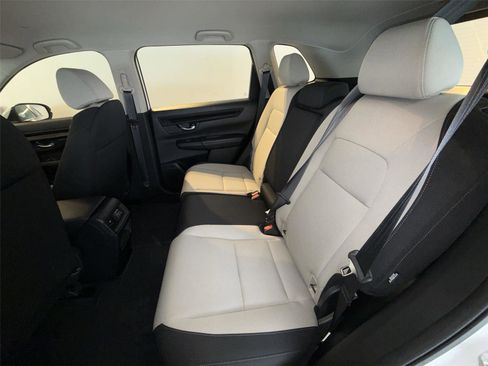 Certified 2023 Honda CR-V LX image 24