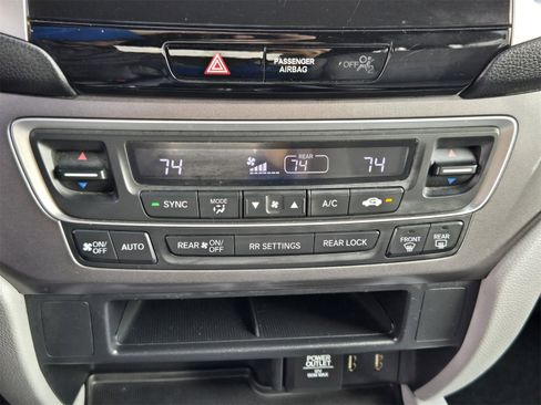 Used 2016 Honda Pilot EX image 16