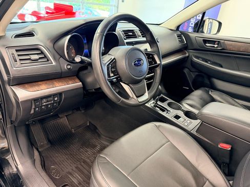 Used 2019 Subaru Outback 3.6R Limited w/ Popular Package #2 AWD/4WD image 18