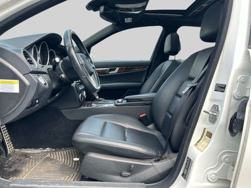 Used 2013 Mercedes-Benz C 300 4MATIC Sedan image 14