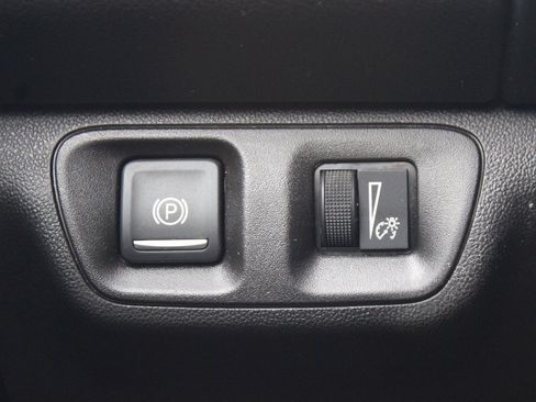 Certified 2021 GMC Acadia SLE image 18