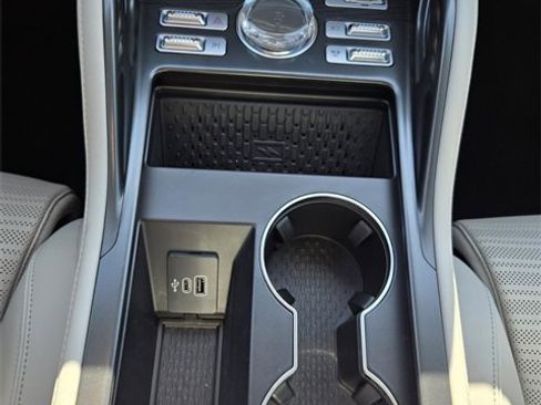 New 2026 Lincoln Nautilus Reserve image 18