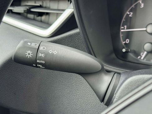 Used 2024 Toyota Corolla LE image 20