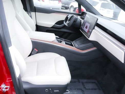 Used 2024 Tesla Model X AWD/4WD image 26