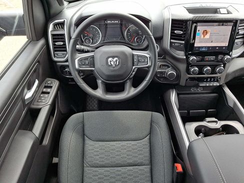 New 2026 RAM 1500 Express AWD/4WD image 7