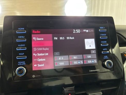 Used 2024 Toyota Camry SE image 17