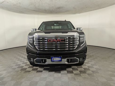 New 2026 GMC Sierra 1500 Denali w/ Denali Reserve Package AWD/4WD image 9