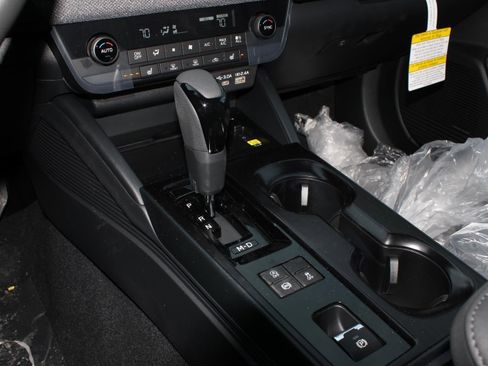 New 2026 Subaru Outback Limited AWD/4WD image 16
