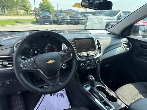 Used 2020 Chevrolet Equinox LT FWD image 31
