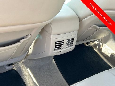 Used 2011 Toyota Avalon FWD image 15