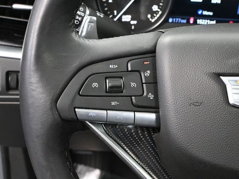 Used 2024 Cadillac XT6 Sport image 30