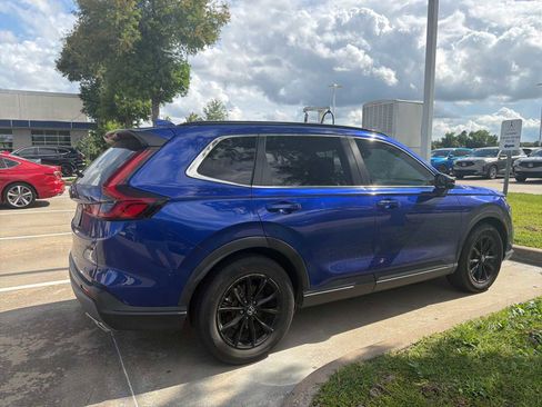 Used 2023 Honda CR-V Sport image 5