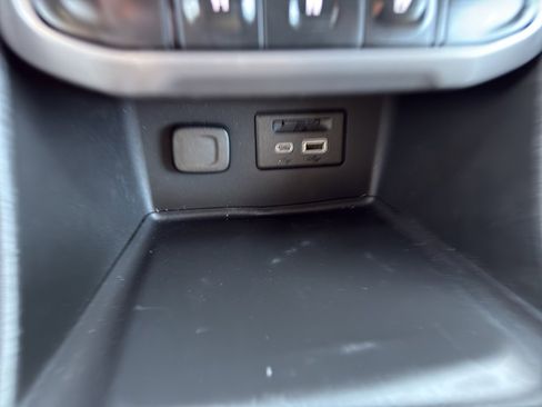 Used 2023 GMC Acadia AT4 image 20