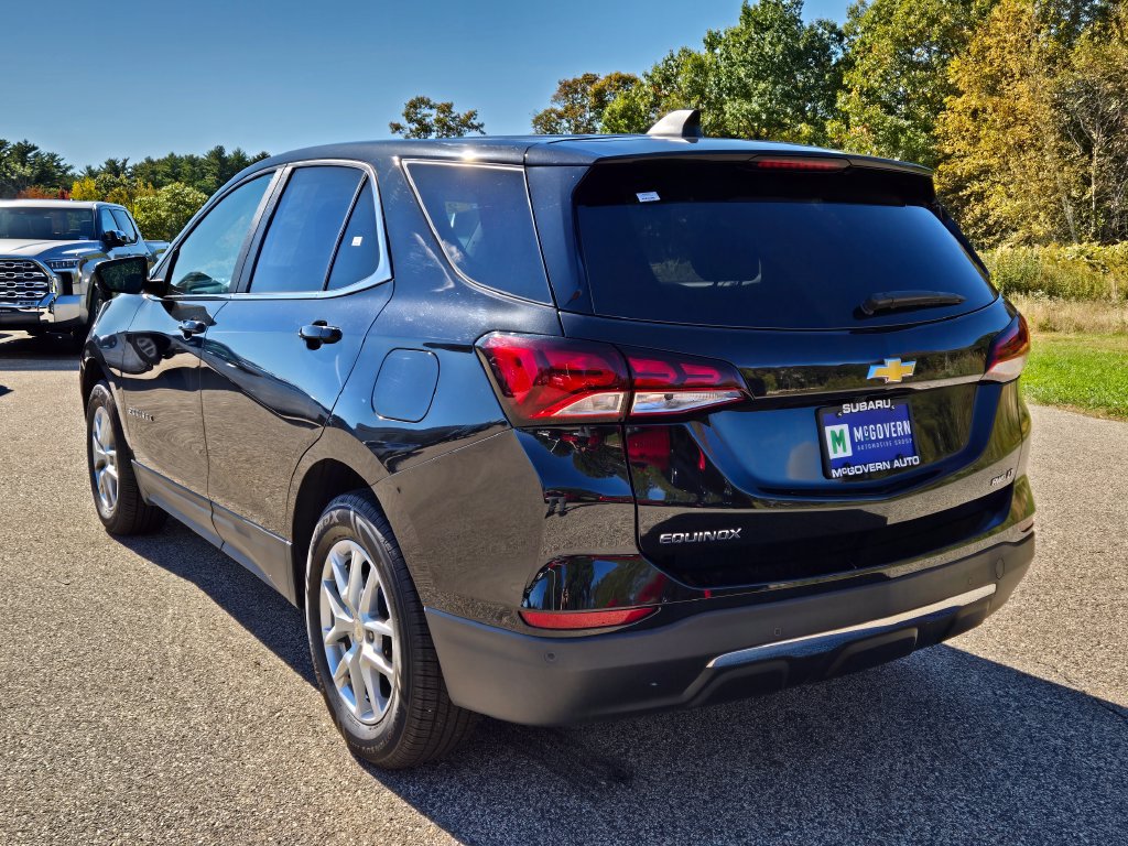 Used 2023 Chevrolet Equinox LT AWD/4WD image 3