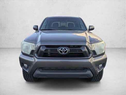 Used 2015 Toyota Tacoma PreRunner w/ SR5 Package image 2