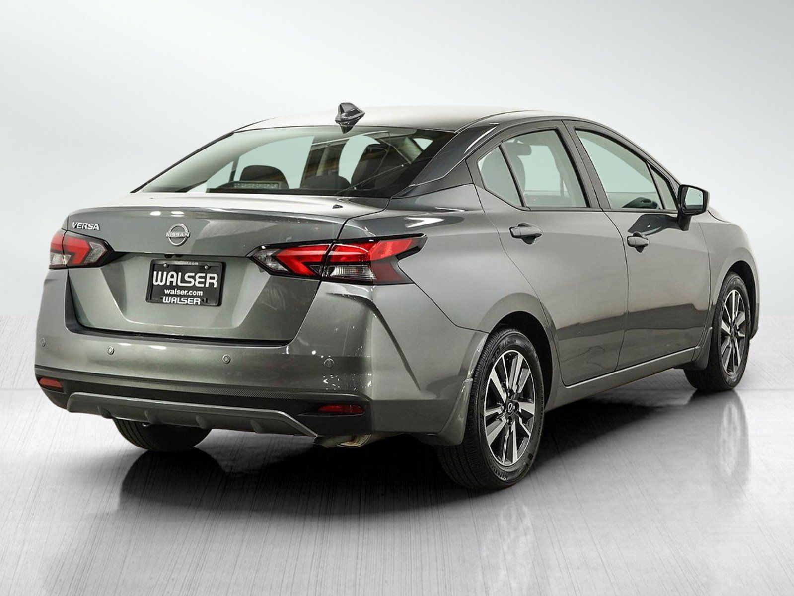Used 2025 Nissan Versa SV w/ Trunk Package FWD image 5