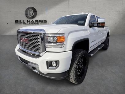 Used 2015 GMC Sierra 2500 Denali w/ Duramax Plus Package