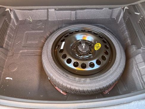 Used 2024 Chevrolet TrailBlazer RS w/ Convenience Package image 19