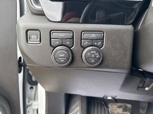 Certified 2025 Chevrolet Silverado 1500 RST w/ All Star Edition Plus image 17