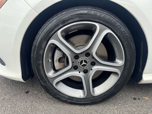 Used 2019 Mercedes-Benz CLA 250 image 21