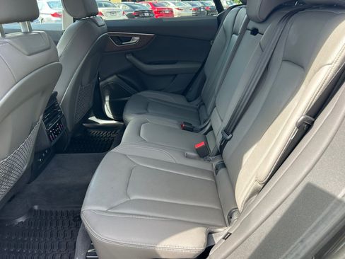 Used 2019 Audi Q8 Premium Plus AWD/4WD image 15