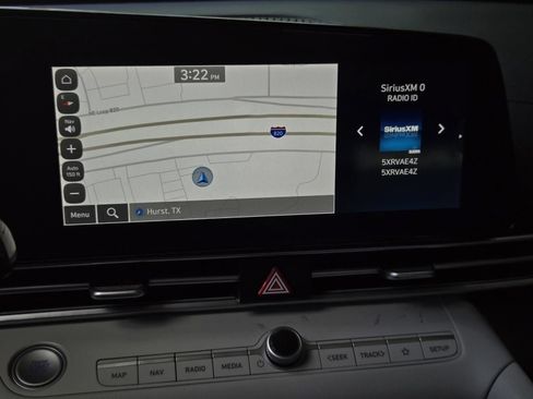 Used 2023 Hyundai Elantra Limited FWD image 25